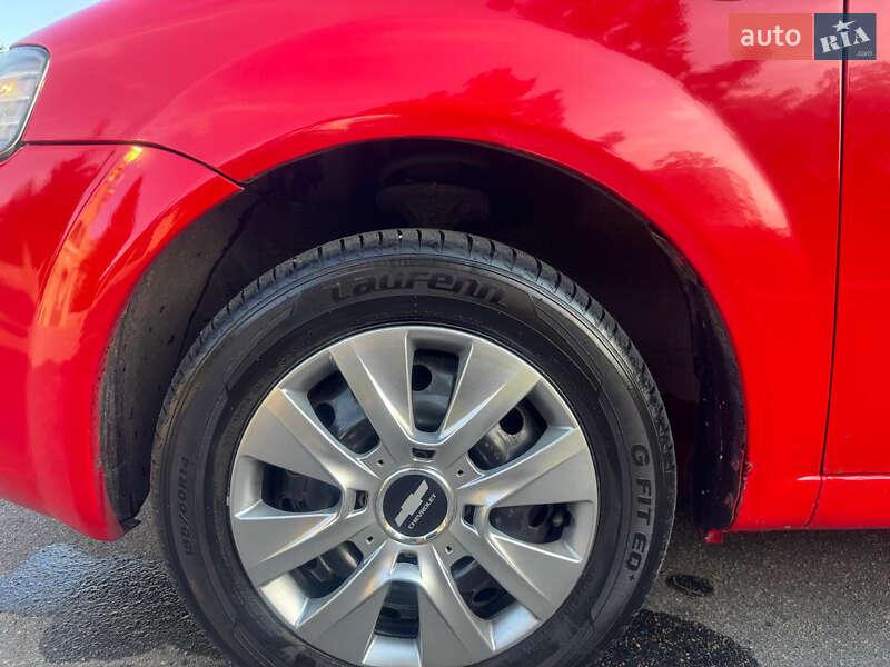 Хэтчбек Chevrolet Aveo 2008 в Харькове