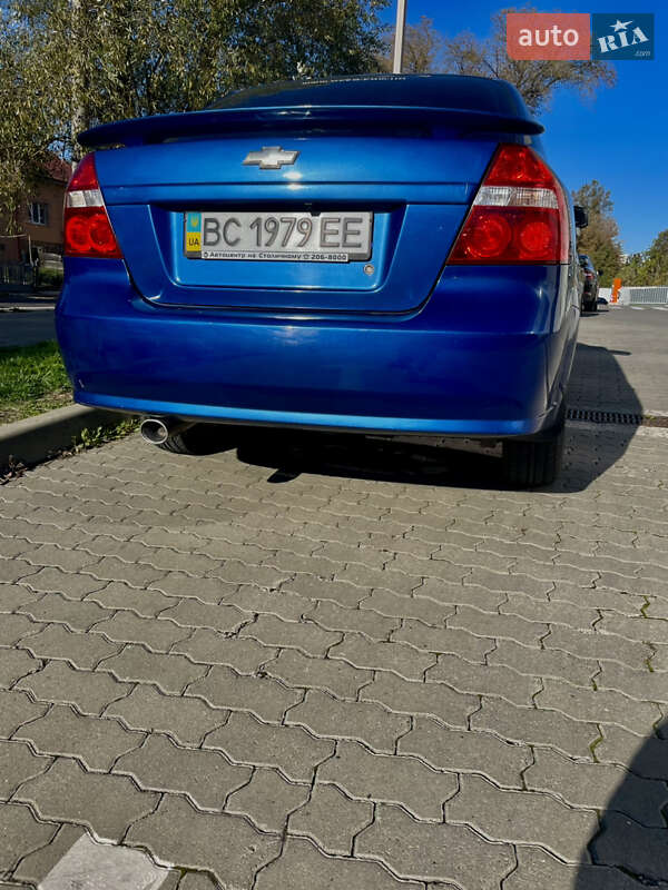 Седан Chevrolet Aveo 2007 в Львові