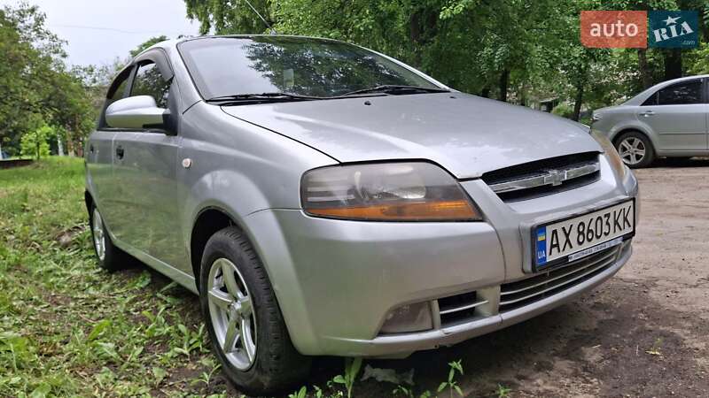 Седан Chevrolet Aveo 2005 в Харькове