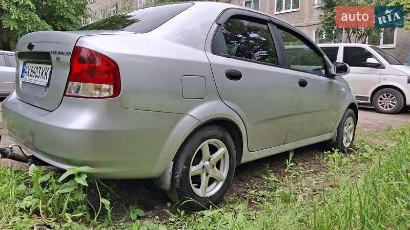 Chevrolet Aveo 2005
