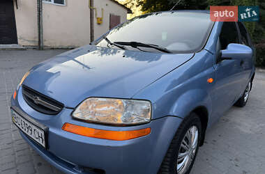 Седан Chevrolet Aveo 2004 в Львові