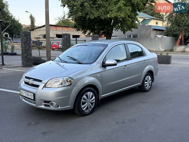 Седан Chevrolet Aveo 2008 в Золотоноше