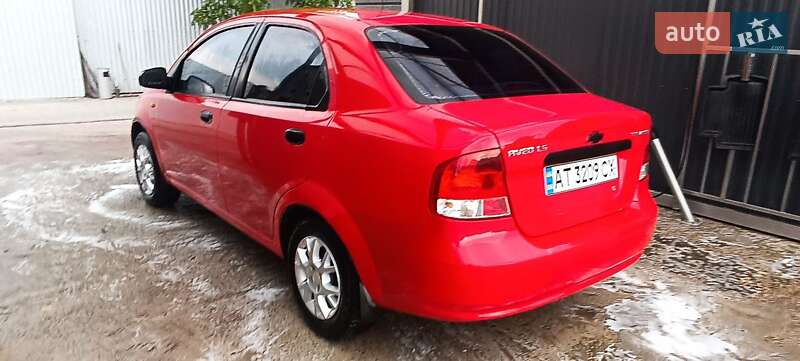 Седан Chevrolet Aveo 2004 в Коломые