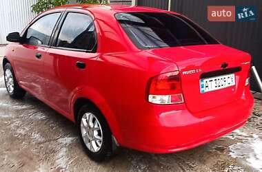Седан Chevrolet Aveo 2004 в 
