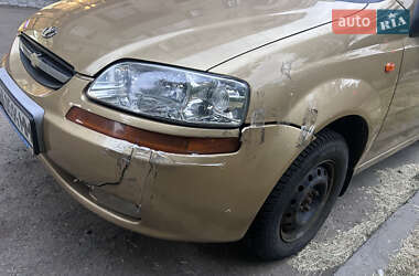 Седан Chevrolet Aveo 2003 в 
