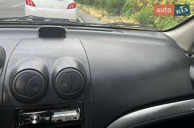 Седан Chevrolet Aveo 2010 в 