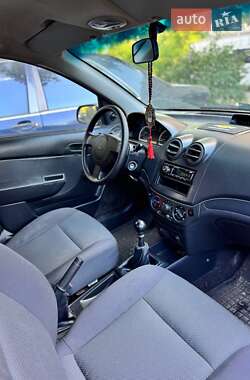 Седан Chevrolet Aveo 2006 в 