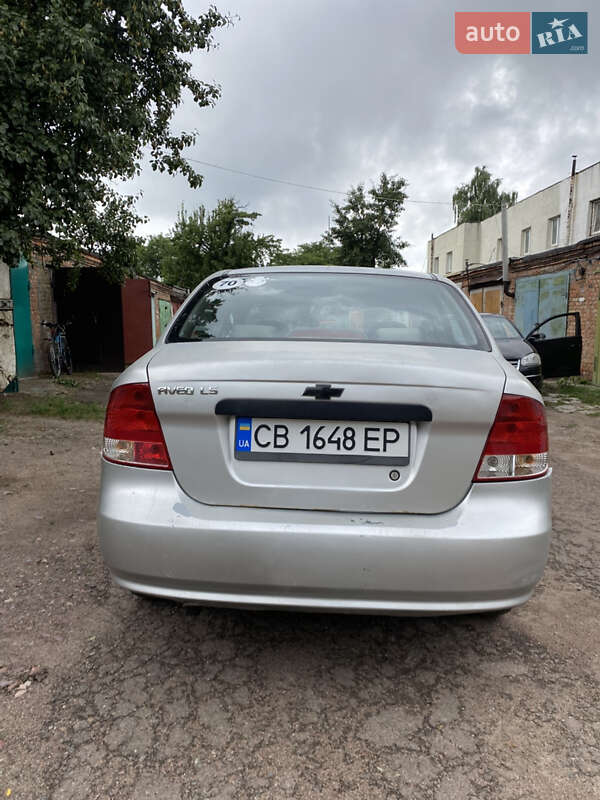 Седан Chevrolet Aveo 2005 в Чернигове