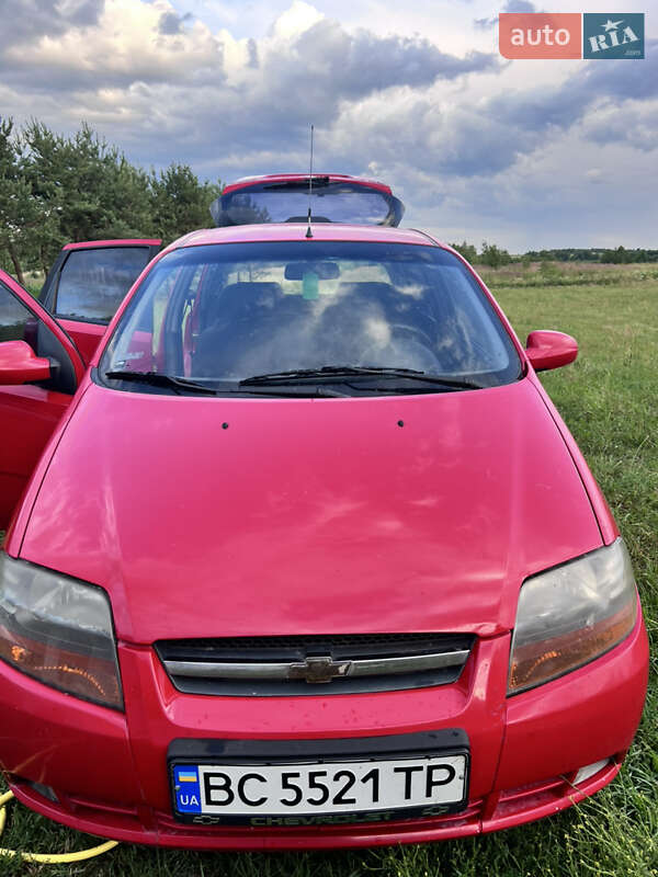 Хетчбек Chevrolet Aveo 2006 в Добросині