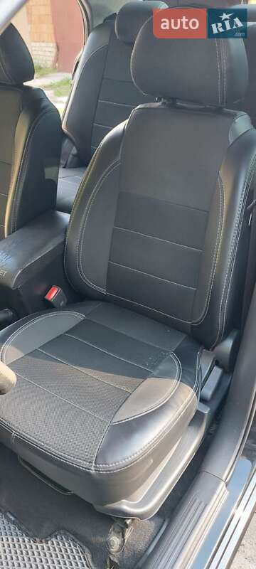 Седан Chevrolet Aveo 2011 в Шостке