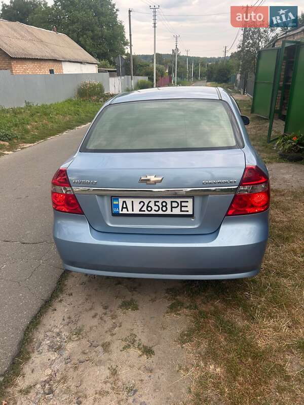 Седан Chevrolet Aveo 2008 в Киеве