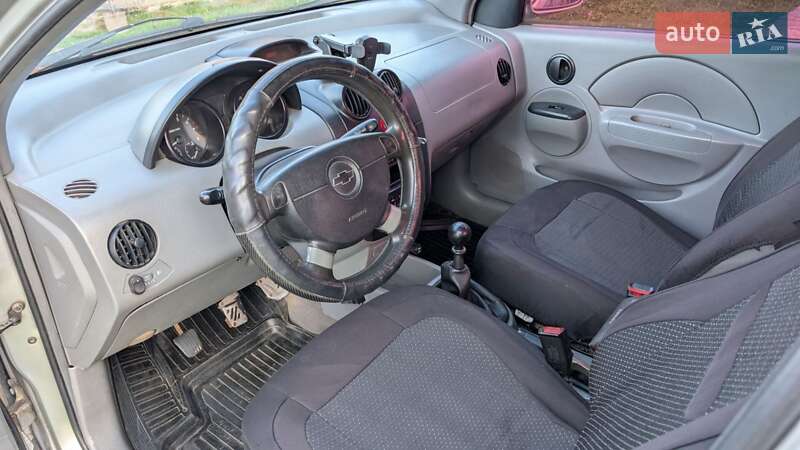 Седан Chevrolet Aveo 2005 в Шепетовке