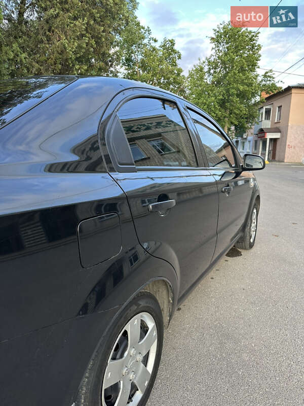 Седан Chevrolet Aveo 2007 в Новой Одессе