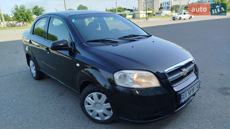 Седан Chevrolet Aveo 2010 в 
