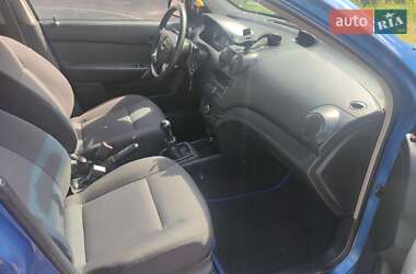 Хэтчбек Chevrolet Aveo 2009 в 