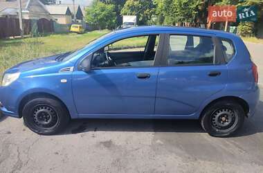 Хэтчбек Chevrolet Aveo 2009 в 