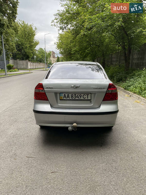 Седан Chevrolet Aveo 2006 в Киеве