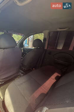 Седан Chevrolet Aveo 2005 в 