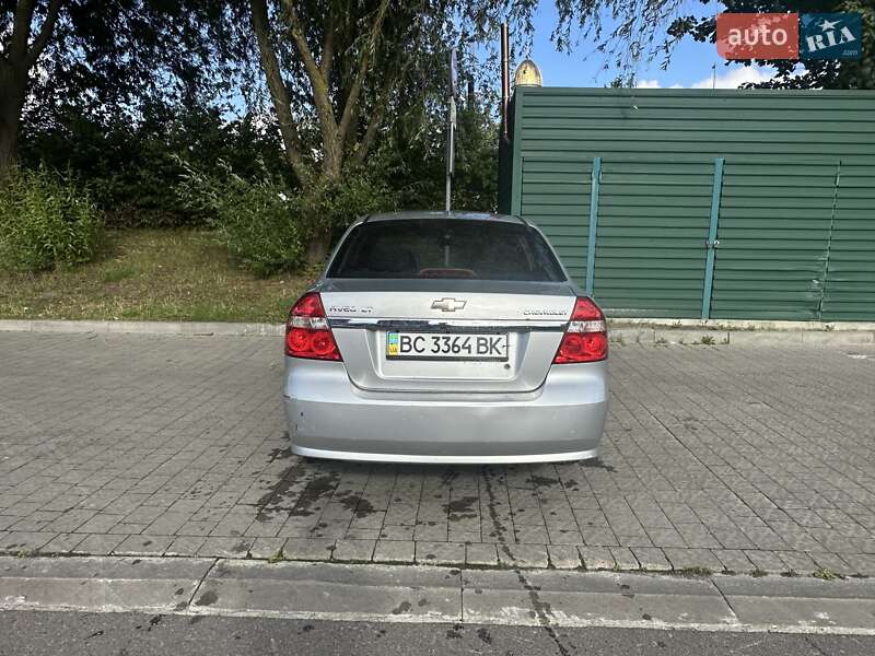 Седан Chevrolet Aveo 2008 в Львові
