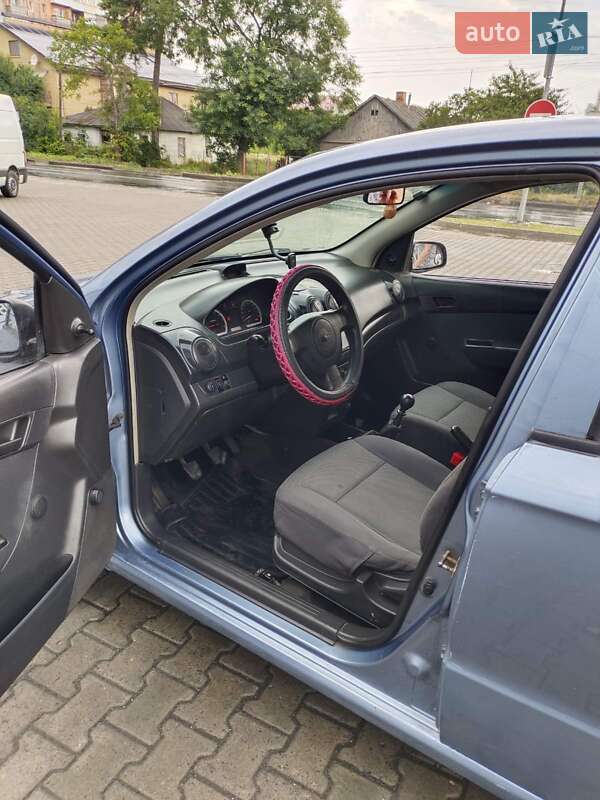 Седан Chevrolet Aveo 2006 в Хмельницком