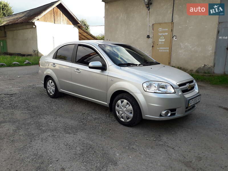 Седан Chevrolet Aveo 2008 в Ивано-Франковске