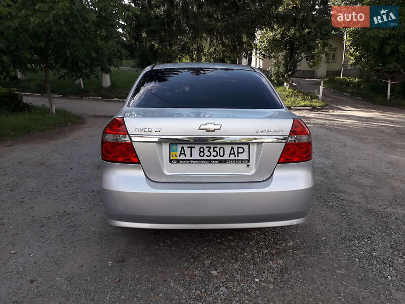 Седан Chevrolet Aveo 2008 в Ивано-Франковске