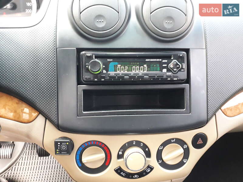 Седан Chevrolet Aveo 2008 в Ивано-Франковске