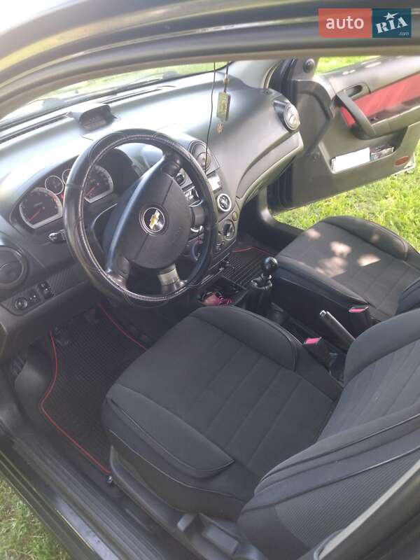 Седан Chevrolet Aveo 2007 в Черкассах
