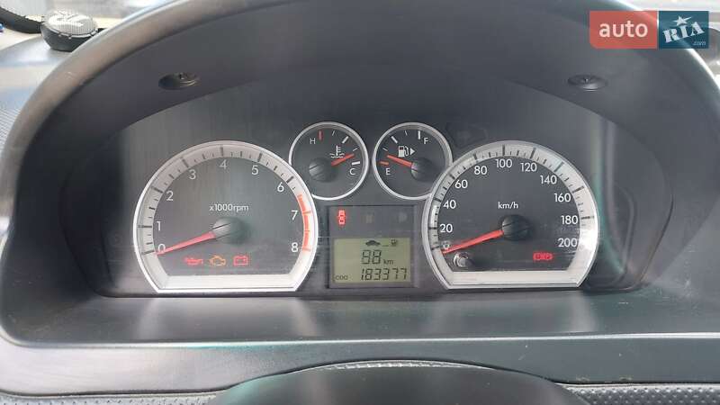 Седан Chevrolet Aveo 2006 в Первомайске