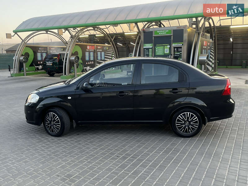 Седан Chevrolet Aveo 2006 в Кропивницком