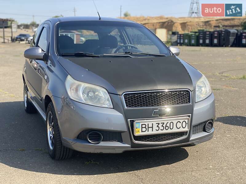 Хэтчбек Chevrolet Aveo 2008 в 