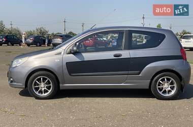 Хэтчбек Chevrolet Aveo 2008 в 