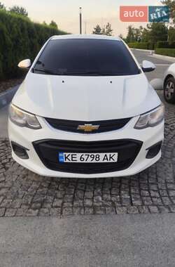 Седан Chevrolet Aveo 2017 в Дніпрі