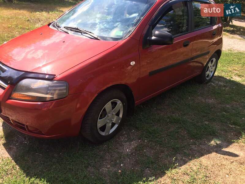 Хэтчбек Chevrolet Aveo 2007 в Корсуне-Шевченковском