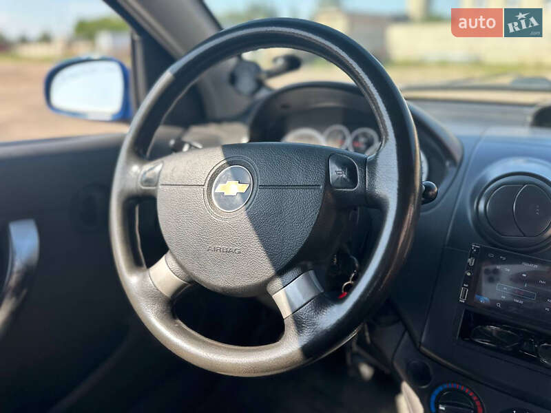 Хэтчбек Chevrolet Aveo 2008 в Харькове