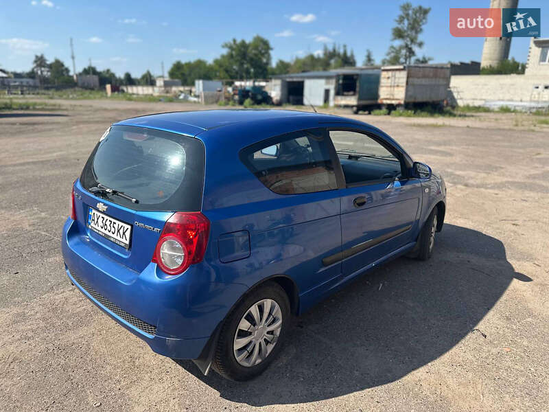 Хэтчбек Chevrolet Aveo 2008 в Харькове