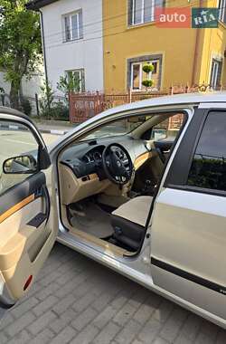 Седан Chevrolet Aveo 2007 в 