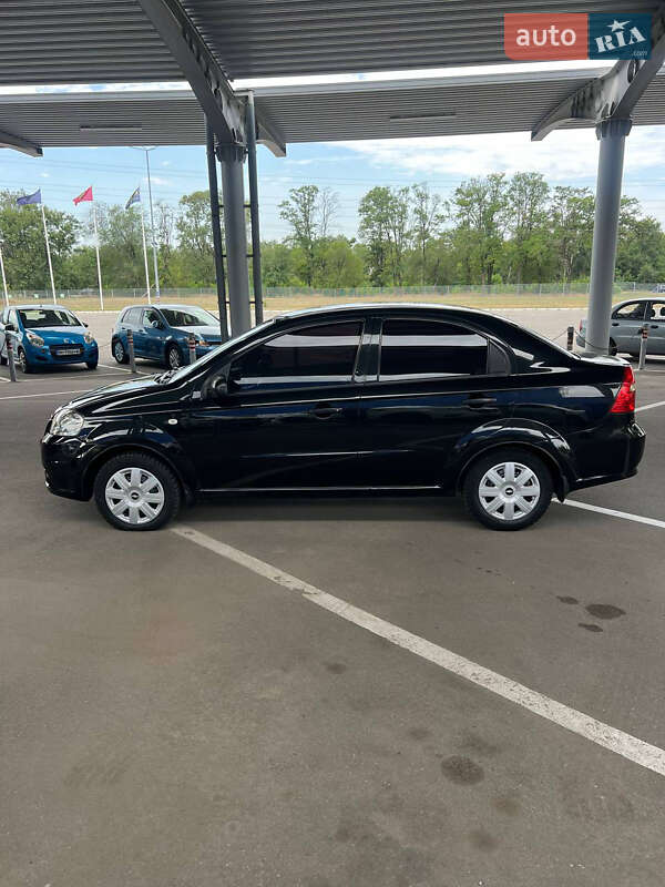 Седан Chevrolet Aveo 2008 в Запоріжжі