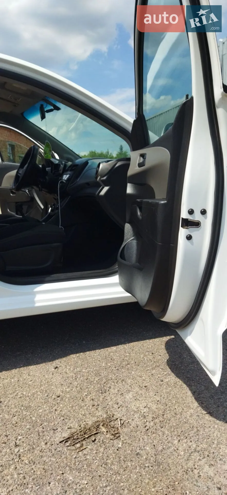 2012 Chevrolet Aveo - мініатюра 5