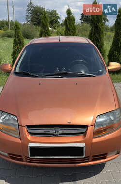 Седан Chevrolet Aveo 2006 в Яворове