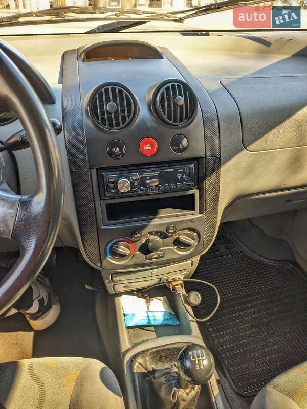 Хетчбек Chevrolet Aveo 2005 в Одесі