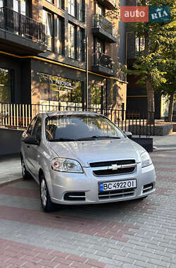 Седан Chevrolet Aveo 2007 в Львове