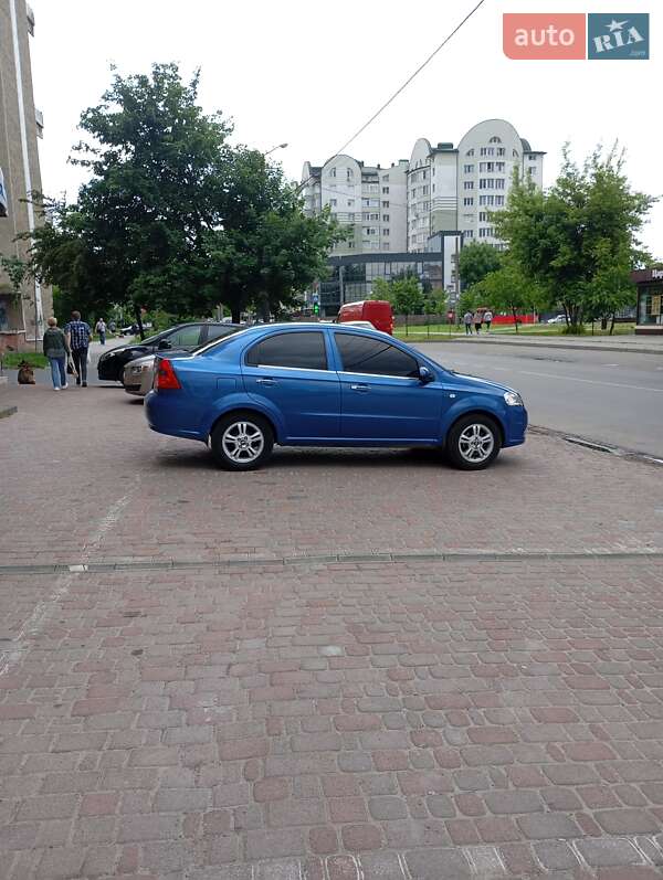 Седан Chevrolet Aveo 2006 в Рогатині