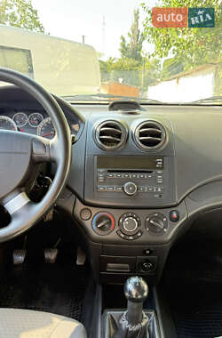 Хэтчбек Chevrolet Aveo 2008 в 