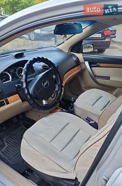 Седан Chevrolet Aveo 2008 в 