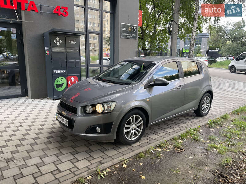 Хетчбек Chevrolet Aveo 2012 в Києві