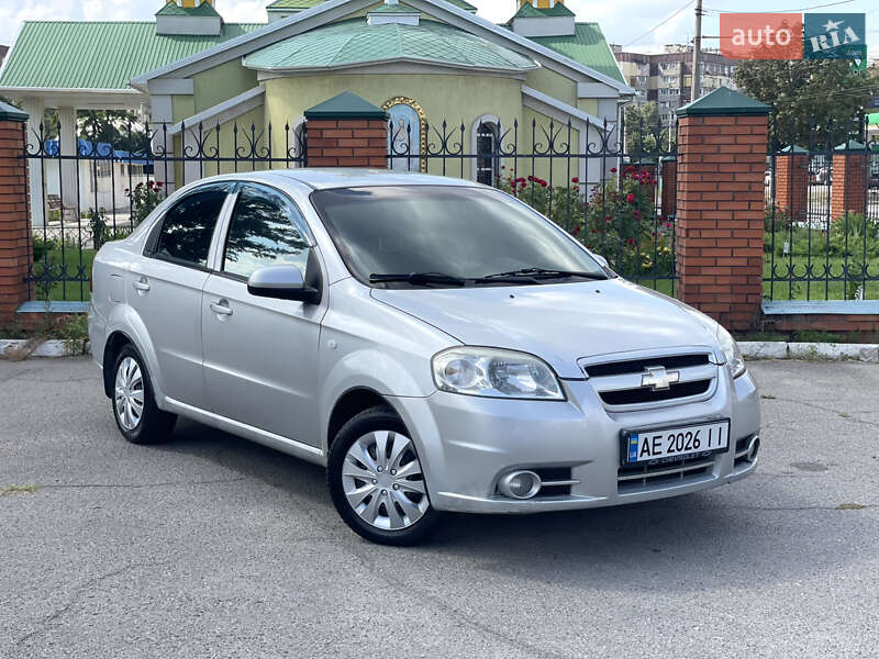Седан Chevrolet Aveo 2008 в Дніпрі