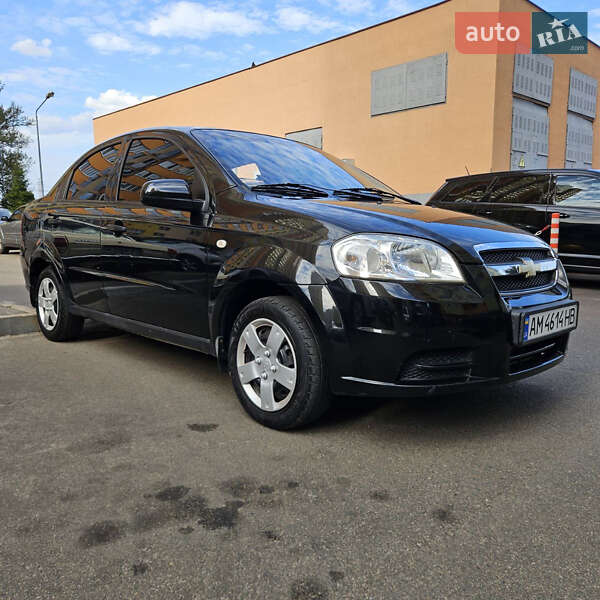 Седан Chevrolet Aveo 2006 в Ивано-Франковске
