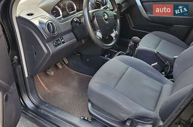 Седан Chevrolet Aveo 2006 в 