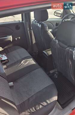 Хэтчбек Chevrolet Aveo 2005 в 